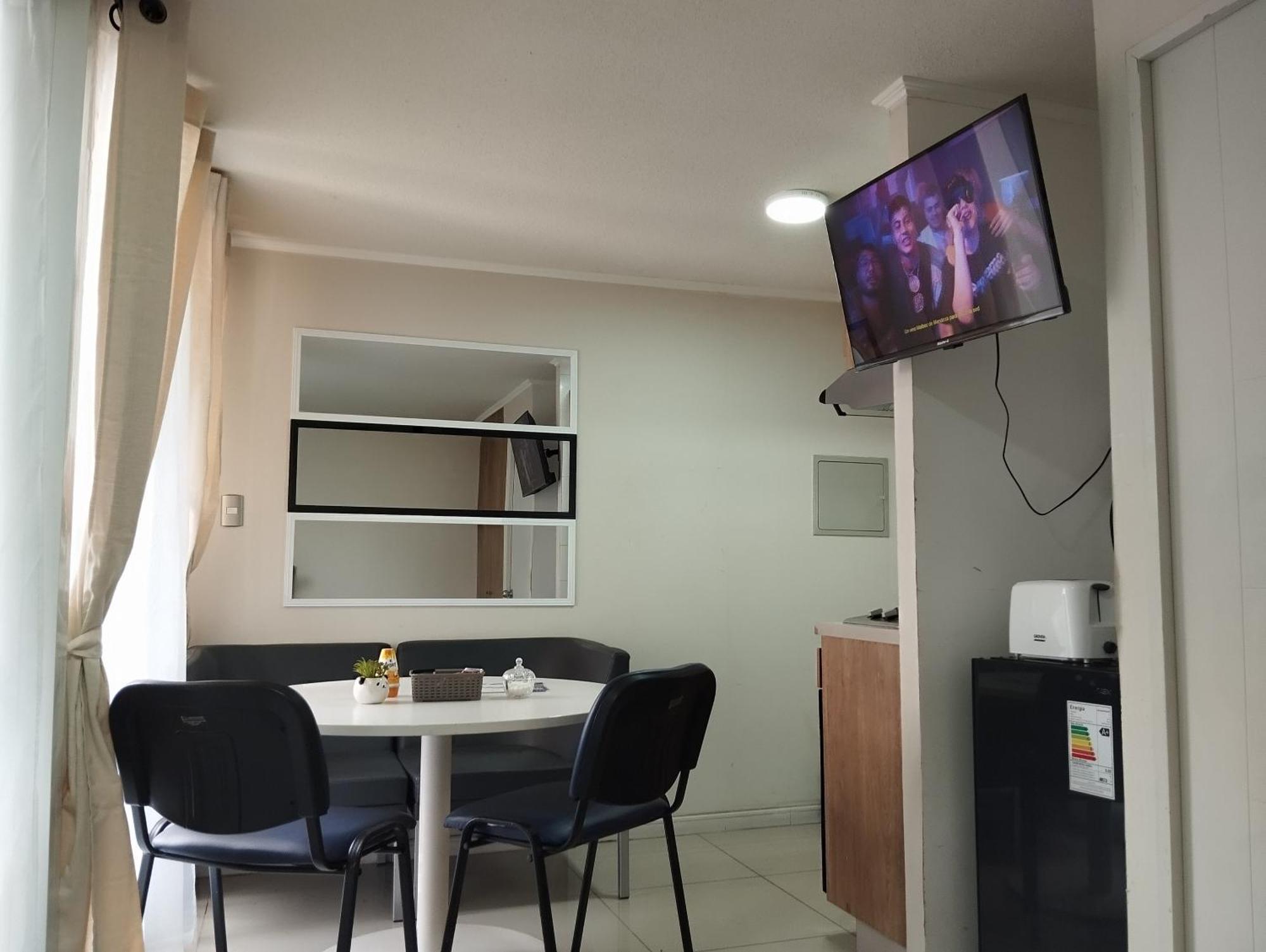 Depto 1 Ambiente Metro Santa Ana Con Todo Lo Necesario Apartamento